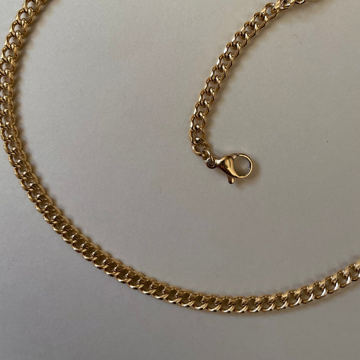 Ara Chain Necklace - Gold